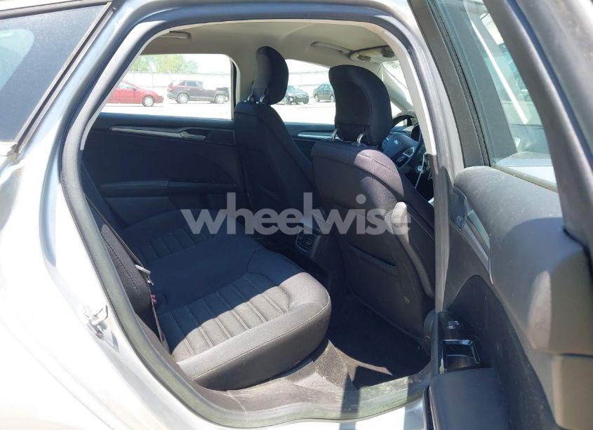 Photo 8 of 2013 Ford Fusion SE (VIN 3FA6P0HR3DR131573)