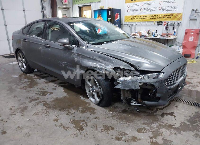 2013 Ford Fusion SE (VIN 3FA6P0HR3DR141861) main photo