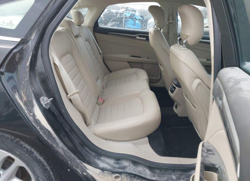 Photo 8 of 2013 Ford Fusion SE (VIN 3FA6P0HR3DR185326)