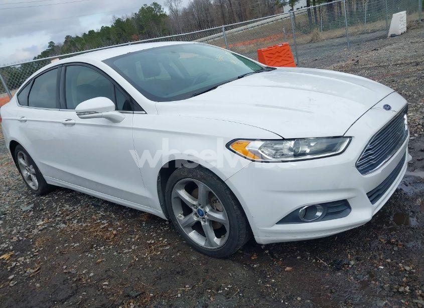 2013 Ford Fusion SE (VIN 3FA6P0HR3DR188372) main photo