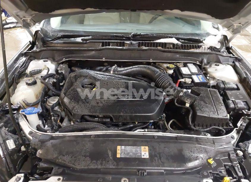 Photo 10 of 2013 Ford Fusion SE (VIN 3FA6P0HR3DR197833)