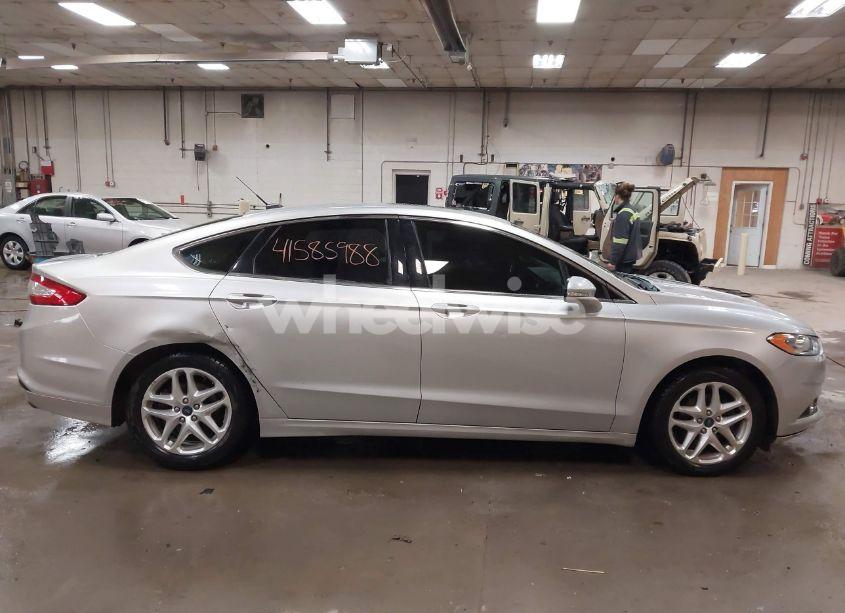 Photo 13 of 2013 Ford Fusion SE (VIN 3FA6P0HR3DR197833)