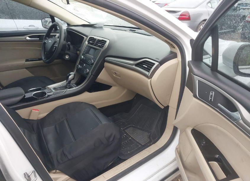 Photo 5 of 2013 Ford Fusion SE (VIN 3FA6P0HR3DR201167)