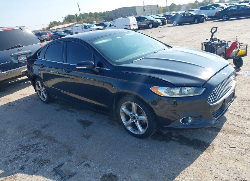 2013 Ford Fusion SE (VIN 3FA6P0HR3DR285510) main photo