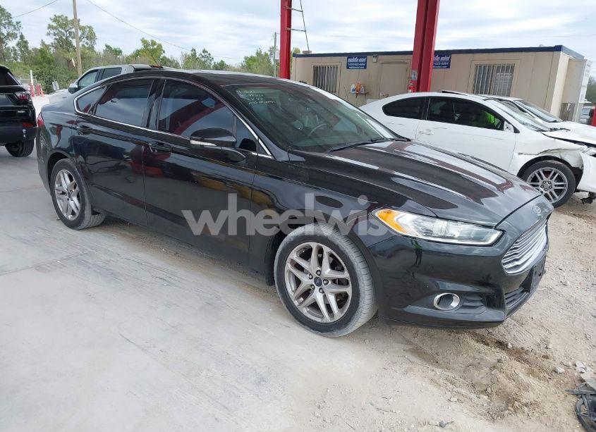 2013 Ford Fusion SE (VIN 3FA6P0HR3DR288262) main photo