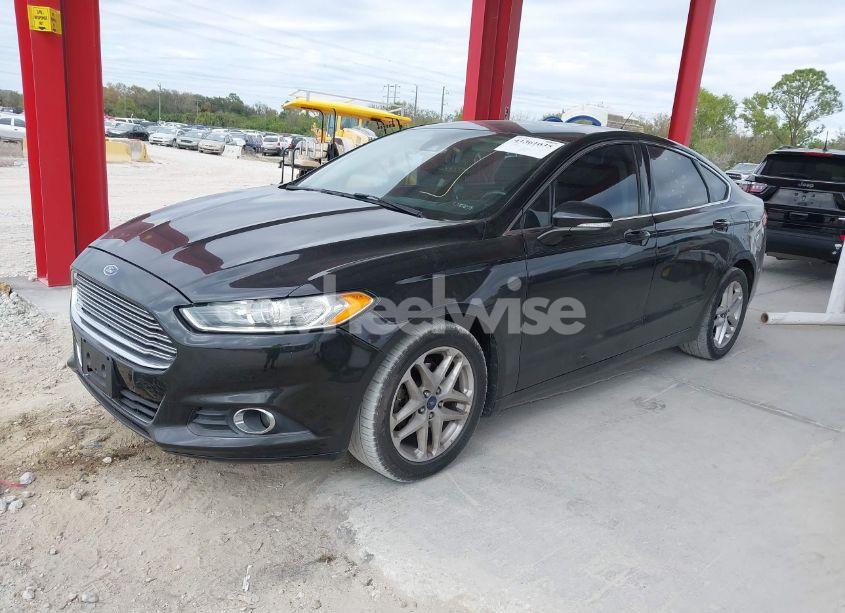 Photo 2 of 2013 Ford Fusion SE (VIN 3FA6P0HR3DR288262)