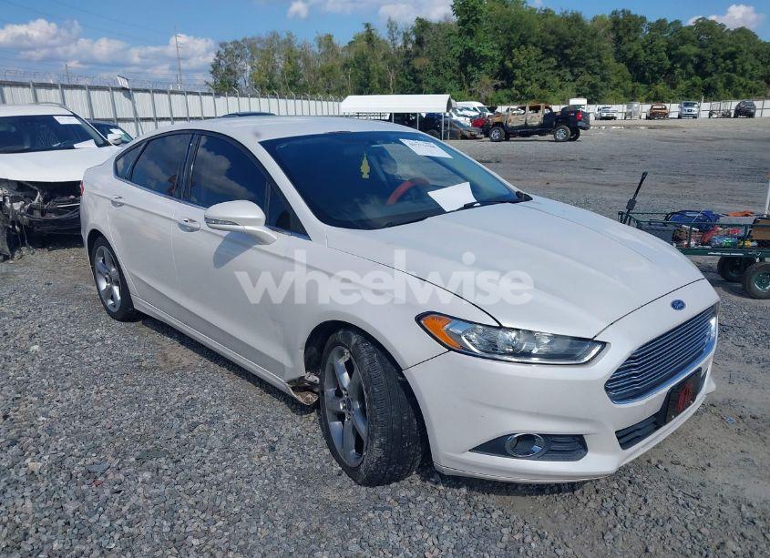 2013 Ford Fusion SE (VIN 3FA6P0HR3DR295454) main photo