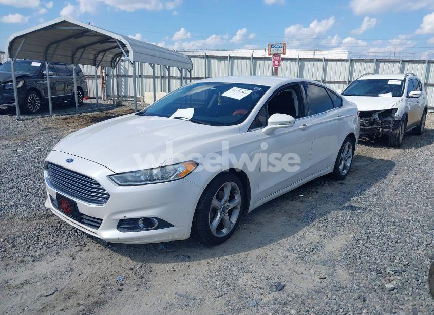 Photo 2 of 2013 Ford Fusion SE (VIN 3FA6P0HR3DR295454)