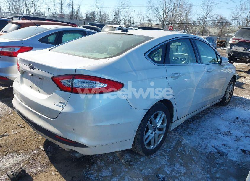 Photo 4 of 2013 Ford Fusion SE (VIN 3FA6P0HR3DR340666)