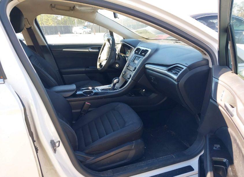 Photo 5 of 2013 Ford Fusion SE (VIN 3FA6P0HR3DR374431)