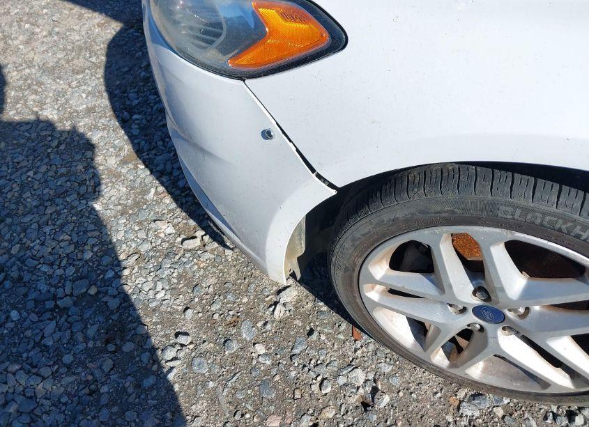 Photo 6 of 2013 Ford Fusion SE (VIN 3FA6P0HR3DR374431)