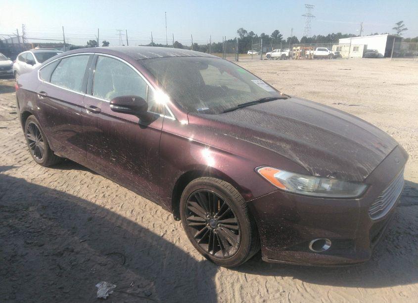 2013 Ford Fusion SE (VIN 3FA6P0HR3DR387440) main photo