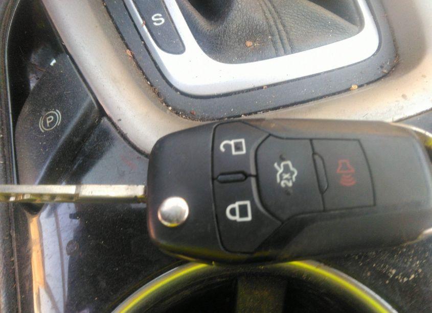 Photo 11 of 2013 Ford Fusion SE (VIN 3FA6P0HR3DR387440)