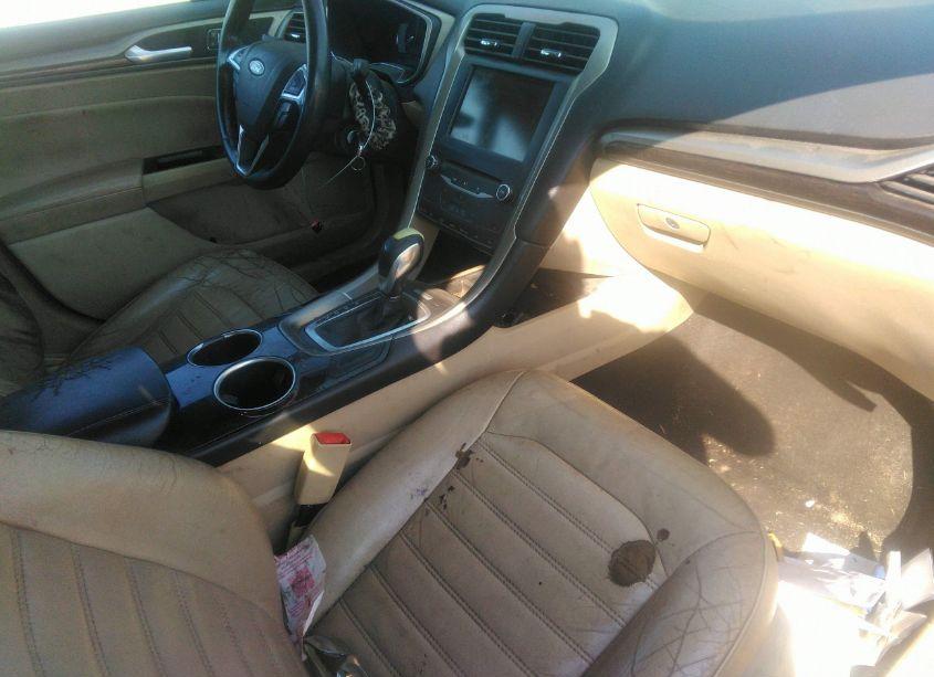 Photo 5 of 2013 Ford Fusion SE (VIN 3FA6P0HR3DR387440)