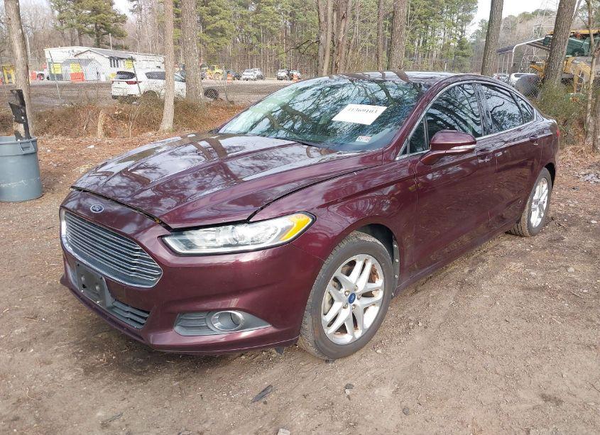 Photo 2 of 2013 Ford Fusion SE (VIN 3FA6P0HR4DR104074)