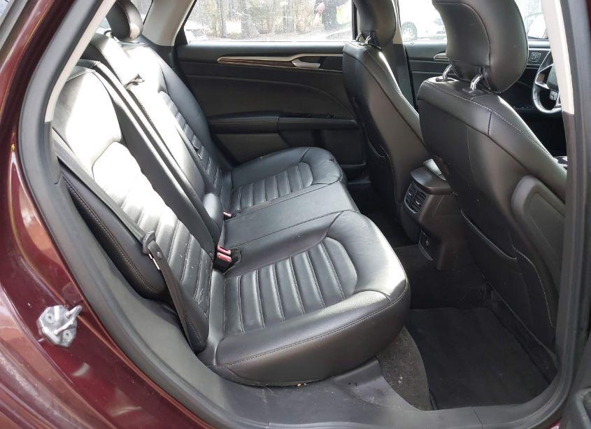 Photo 8 of 2013 Ford Fusion SE (VIN 3FA6P0HR4DR104074)