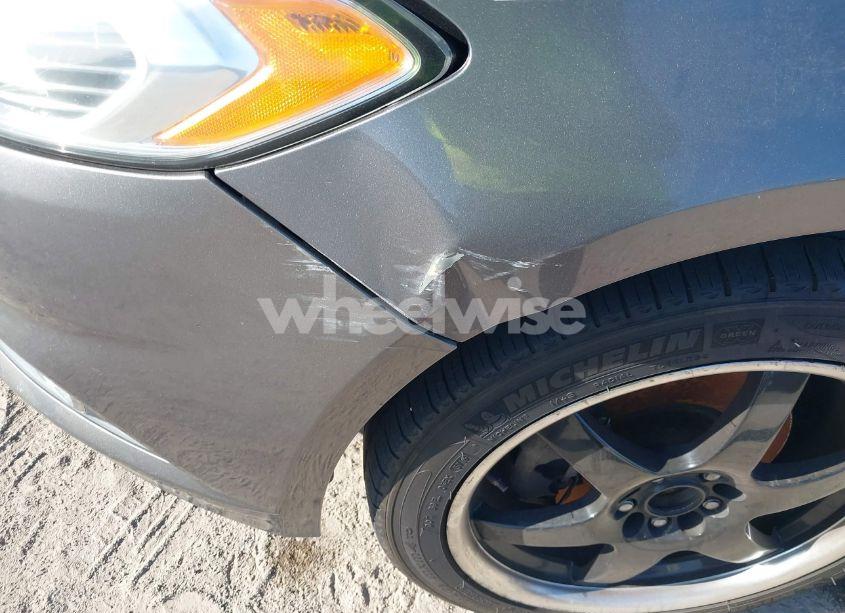 Photo 6 of 2013 Ford Fusion SE (VIN 3FA6P0HR4DR112921)