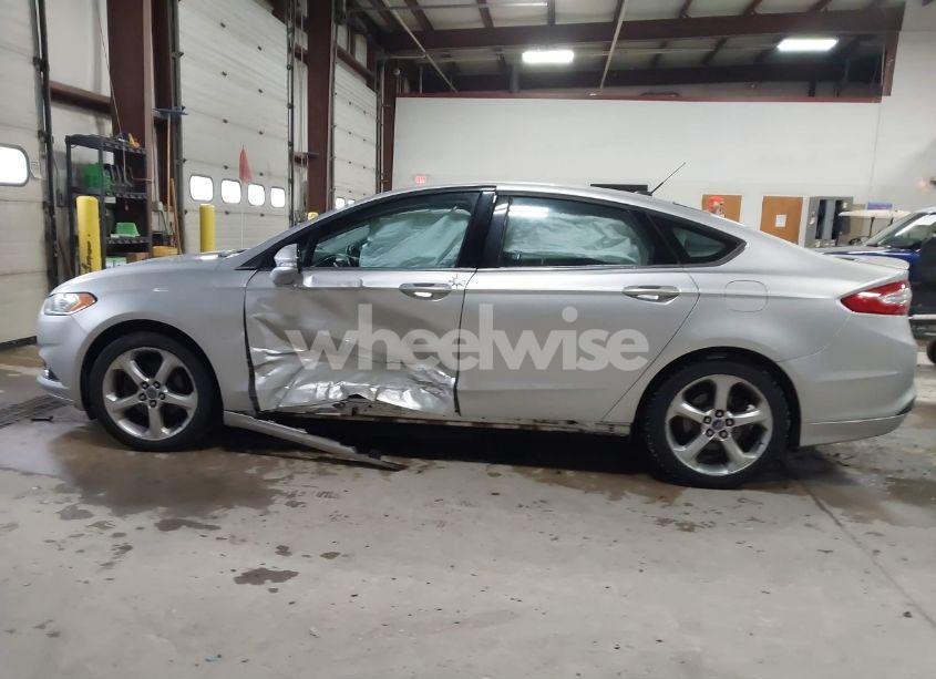 Photo 14 of 2013 Ford Fusion SE (VIN 3FA6P0HR4DR113888)