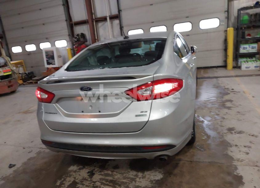 Photo 16 of 2013 Ford Fusion SE (VIN 3FA6P0HR4DR113888)