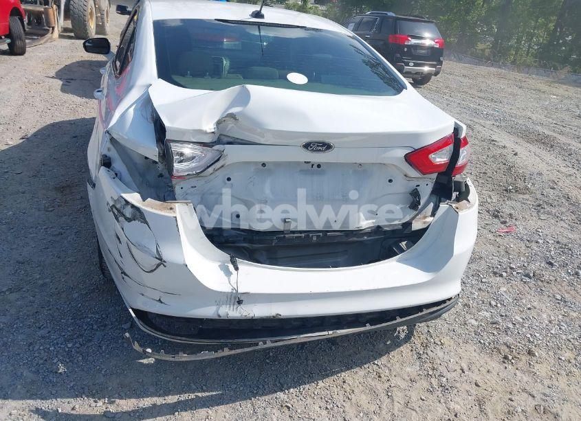 Photo 6 of 2013 Ford Fusion SE (VIN 3FA6P0HR4DR130772)