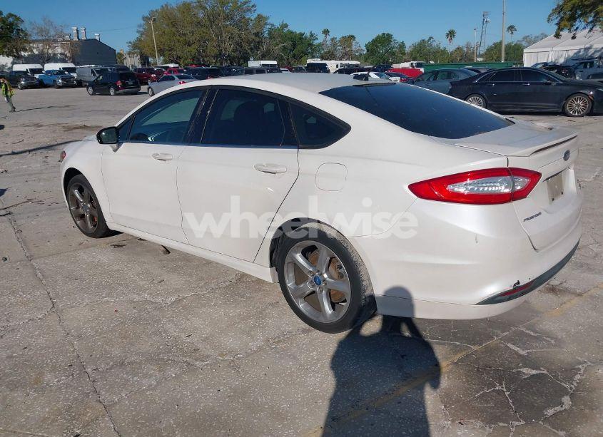 Photo 3 of 2013 Ford Fusion SE (VIN 3FA6P0HR4DR131114)