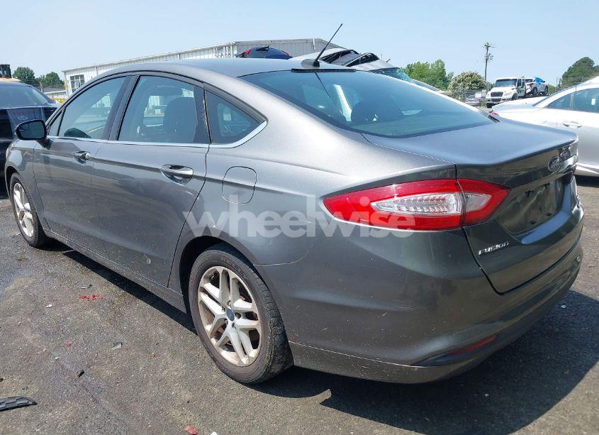 Photo 3 of 2013 Ford Fusion SE (VIN 3FA6P0HR4DR137169)