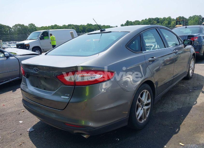 Photo 4 of 2013 Ford Fusion SE (VIN 3FA6P0HR4DR137169)
