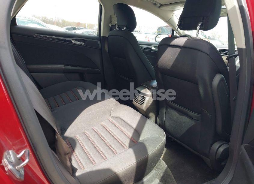 Photo 8 of 2013 Ford Fusion SE (VIN 3FA6P0HR4DR152416)