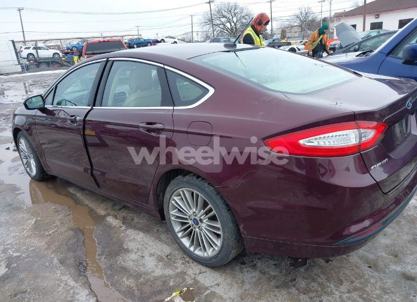 Photo 3 of 2013 Ford Fusion SE (VIN 3FA6P0HR4DR154392)