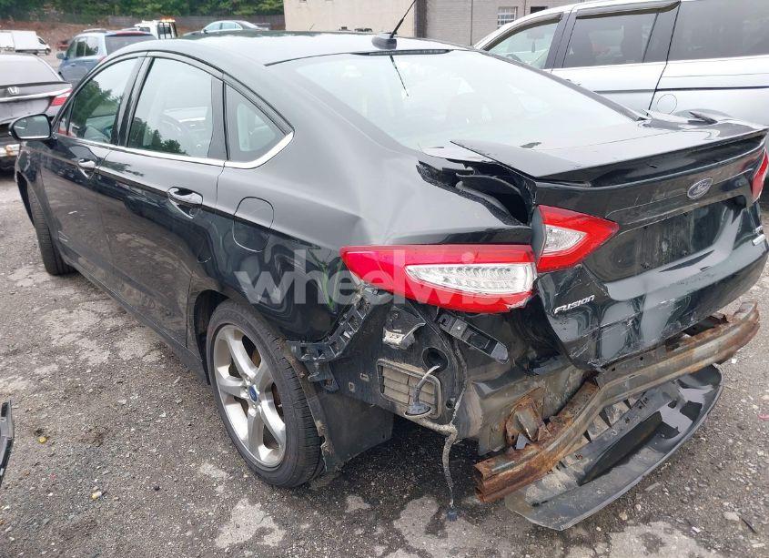 Photo 3 of 2013 Ford Fusion SE (VIN 3FA6P0HR4DR160290)