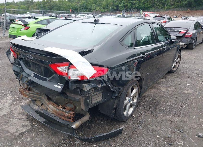 Photo 4 of 2013 Ford Fusion SE (VIN 3FA6P0HR4DR160290)