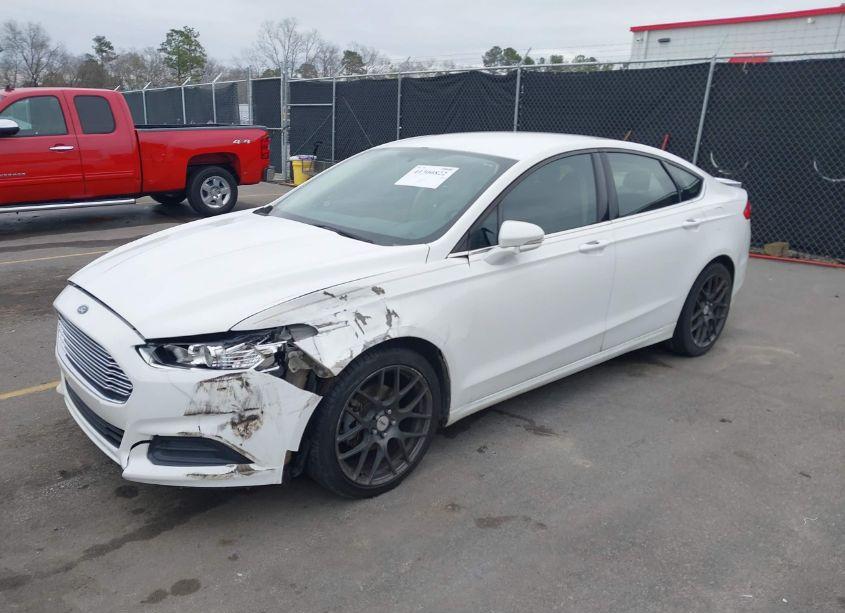 Photo 2 of 2013 Ford Fusion SE (VIN 3FA6P0HR4DR160869)