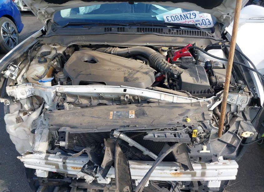 Photo 10 of 2013 Ford Fusion SE (VIN 3FA6P0HR4DR209178)