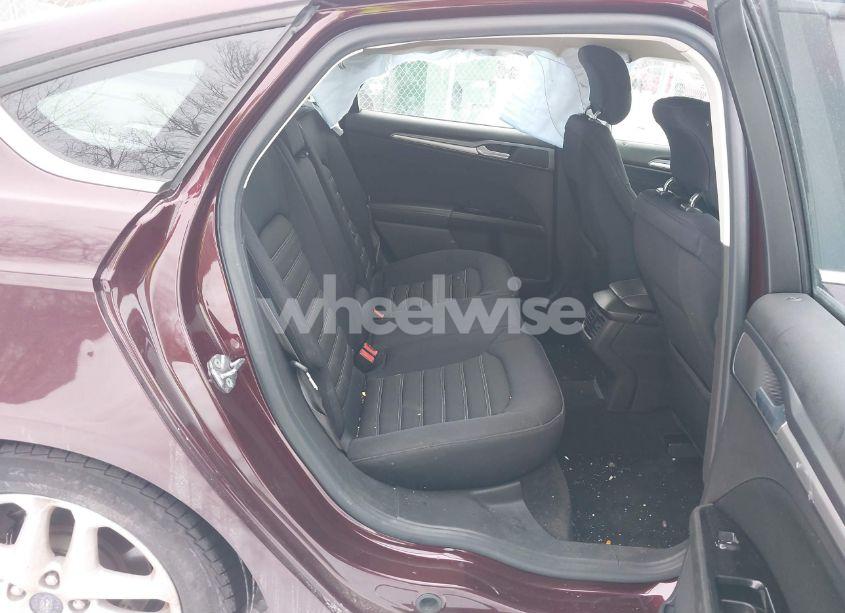 Photo 8 of 2013 Ford Fusion SE (VIN 3FA6P0HR4DR218480)