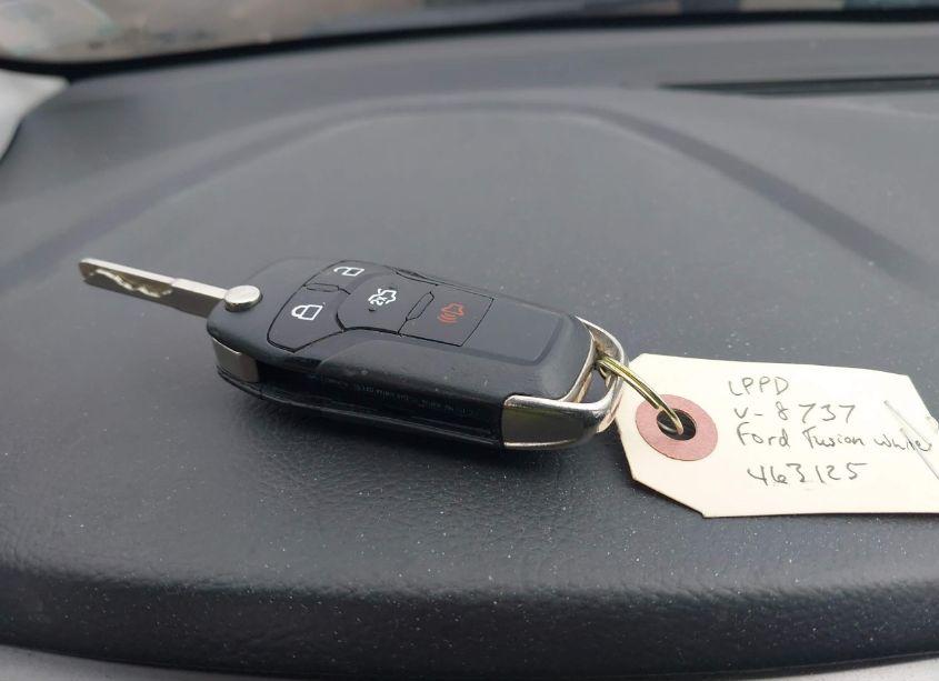 Photo 11 of 2013 Ford Fusion SE (VIN 3FA6P0HR4DR218737)