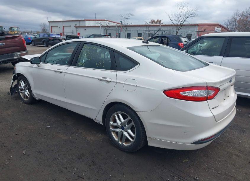 Photo 3 of 2013 Ford Fusion SE (VIN 3FA6P0HR4DR218737)