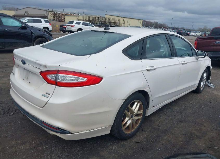 Photo 4 of 2013 Ford Fusion SE (VIN 3FA6P0HR4DR218737)