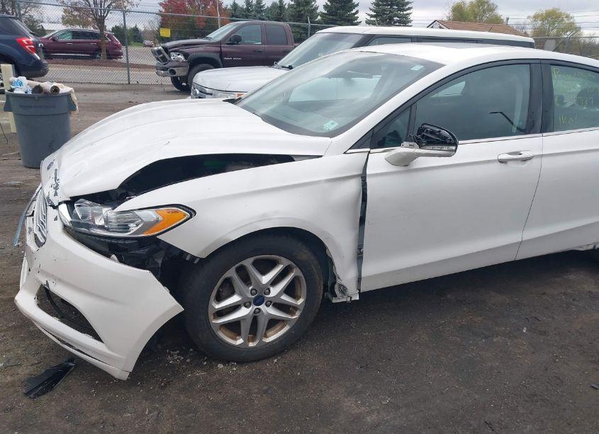 Photo 6 of 2013 Ford Fusion SE (VIN 3FA6P0HR4DR218737)