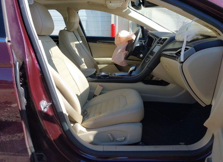 Photo 5 of 2013 Ford Fusion SE (VIN 3FA6P0HR4DR252144)