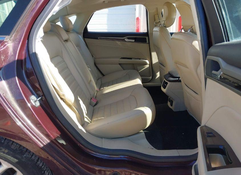 Photo 8 of 2013 Ford Fusion SE (VIN 3FA6P0HR4DR252144)