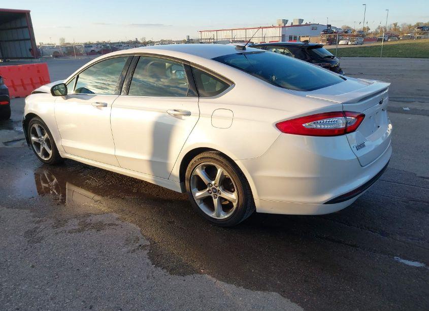 Photo 3 of 2013 Ford Fusion SE (VIN 3FA6P0HR4DR259630)