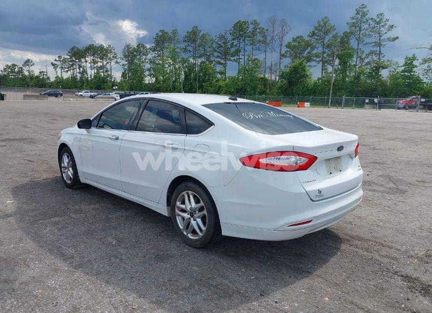 Photo 3 of 2013 Ford Fusion SE (VIN 3FA6P0HR4DR289243)