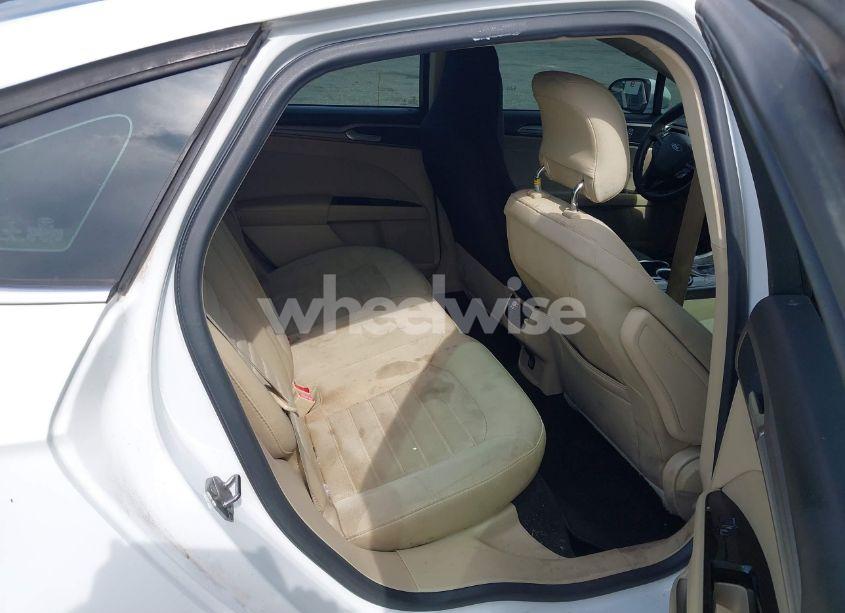 Photo 8 of 2013 Ford Fusion SE (VIN 3FA6P0HR4DR289243)