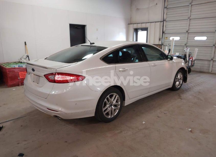 Photo 4 of 2013 Ford Fusion SE (VIN 3FA6P0HR4DR317459)