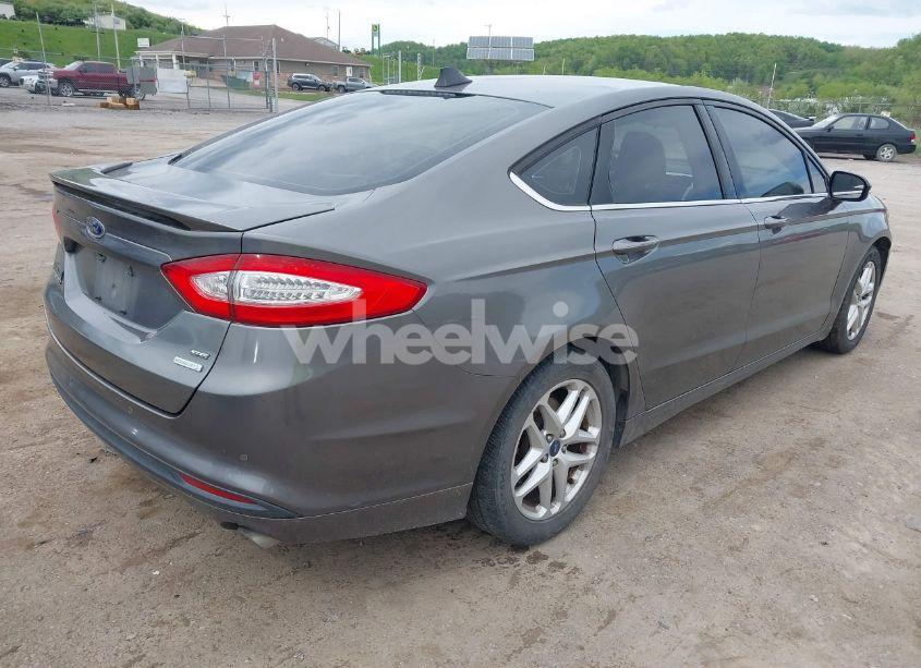 Photo 4 of 2013 Ford Fusion SE (VIN 3FA6P0HR4DR369271)