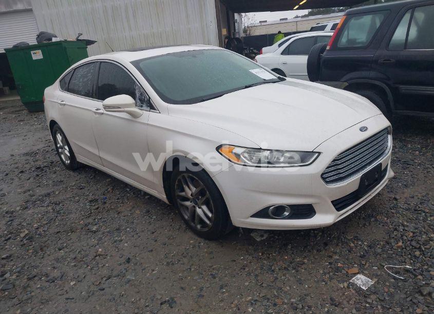 2013 Ford Fusion SE (VIN 3FA6P0HR5DR101118) main photo