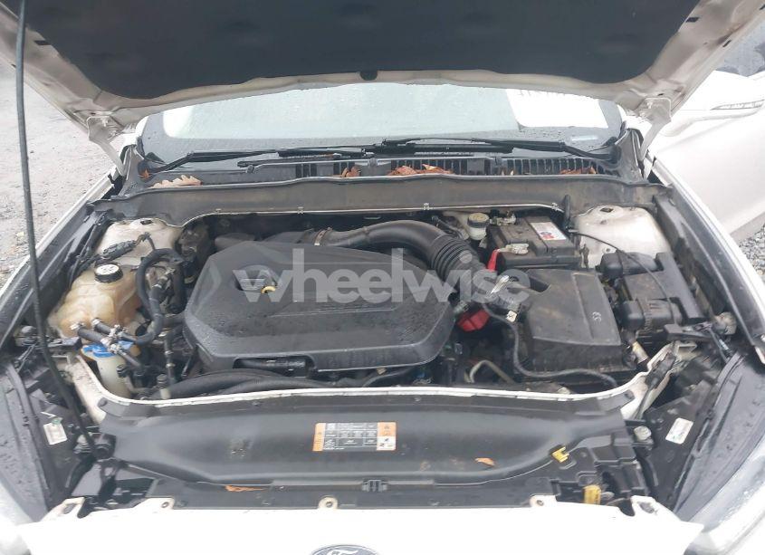 Photo 10 of 2013 Ford Fusion SE (VIN 3FA6P0HR5DR101118)