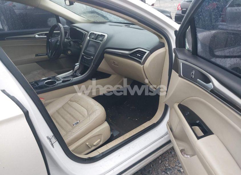 Photo 5 of 2013 Ford Fusion SE (VIN 3FA6P0HR5DR101118)