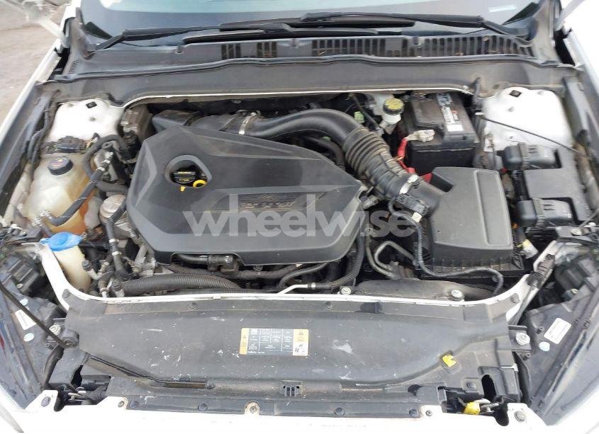 Photo 10 of 2013 Ford Fusion SE (VIN 3FA6P0HR5DR101300)