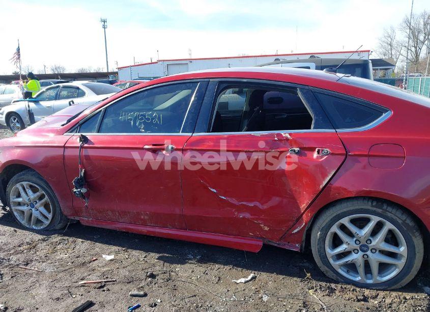 Photo 15 of 2013 Ford Fusion SE (VIN 3FA6P0HR5DR129467)